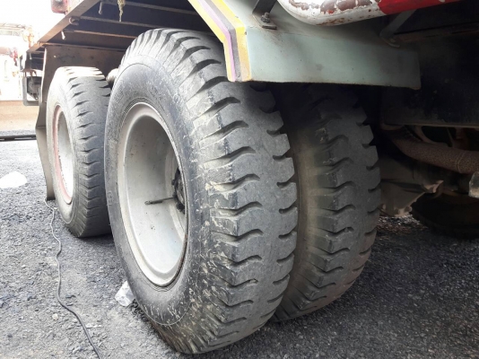 ขายรถบรรทุกน้ำ10ล้อ ฮีโน่ มือเดียว สภาพดีพร้อมถังน้ำครับ.