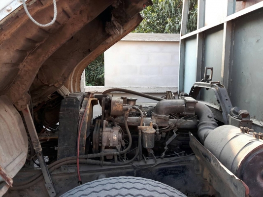 ขายรถบรรทุกน้ำ10ล้อ ฮีโน่ มือเดียว สภาพดีพร้อมถังน้ำครับ.