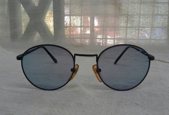 แว่นตาทรง 'หยดน้ำ' พร้อมคลิปออน  MA WEST COLLEGE made in Englad  ราชสีห์ดำ!