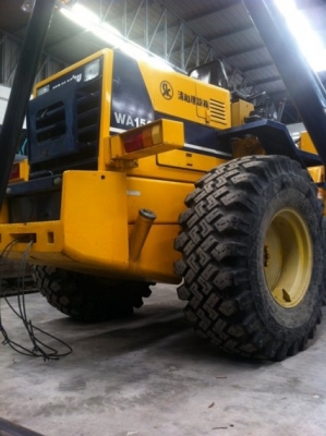 >> รถตัก KOMATRU WA150-1 << มาพร้อมบุ้งกี๊ สภาพดีมาก พร้อมใช้งาน รถนำเข้า100\% >> รถตัก KOMATRU WA150-1 << มาพร้อมบุ้งกี๊ สภาพดีมาก พร้อมใช้งาน รถนำเข้า100\%