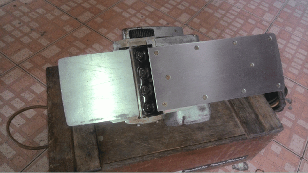 -ขายด่วนกบไฟฟ้าหน้า5 Makita MODEL 1804N 960W. 16000/min