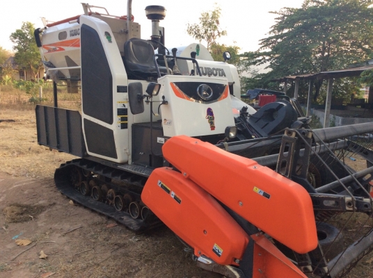 ขาย385000บาท รถเกี่ยวคูโบต้าPC70 สภาพสวยสด ใช้งานแค่400ชั่วโมง