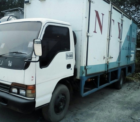 หกล้อ อีซูชุ NQR120ปี41ตู้10บาน ช่วงยาว5.50ม สภาพดีสวยพร้อมใช้ ทะเบียนพร้อมโอน