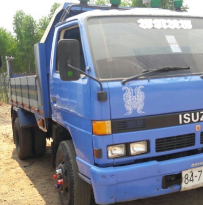 ขาย 2คัน แพ็คคู่ 580,000บ หกล้อ อีซูซุ110ฝาดำ และ มิตซู100ฝาดำ ดั้ม5คิว พ.เวอร์ ช่วงล่างท้าย Fยาง8.25 ทุกคัน สภาพพร้อมใช้งาน ทะเบียนพร้อมโอน