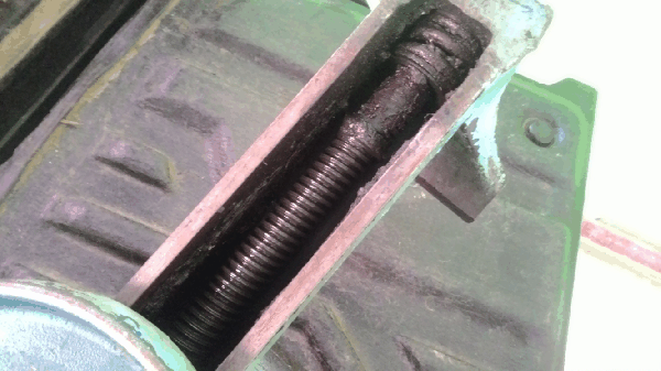 ขายด่วนปากกาจับชิ้นงานขนาด 6นิ้ว.งานเก่าครับ.