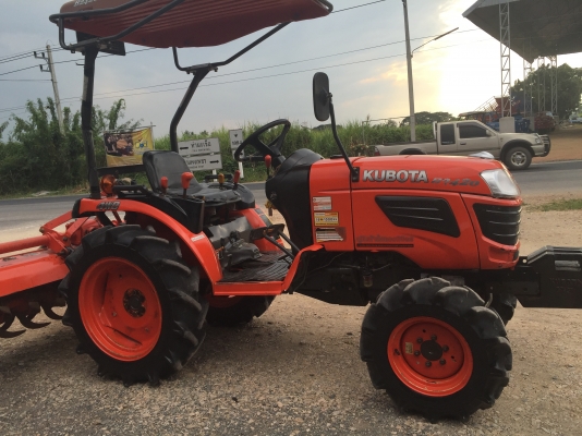ขายรถไถคูโบต้าB24 พร้อมอุปกรณ์โลตารี่  ขายราคา 198000บาท สนใจโทร 0819136451 หรือทาง linebow6451 #มีบริการจัดส่งฟรีทั่วประเทศ