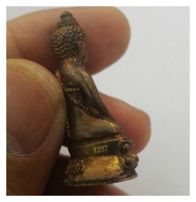 พระกริ่งฉินโท หลวงปู่มีชัย กามฉินโท ก้นซิม อุดมวลสารดีสารพัด มีโค๊ดแท้ชัดเจน