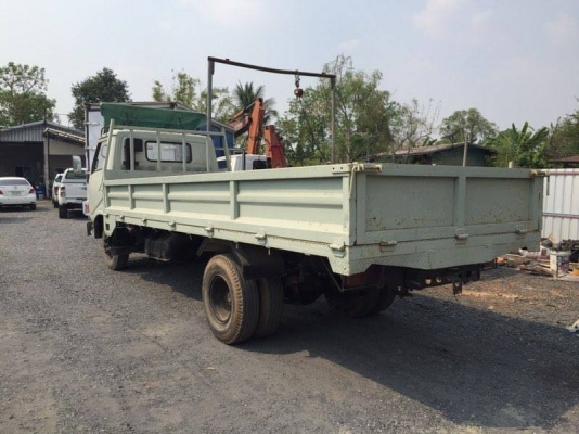 6ล้อช่วงยาว HINO KM779-117แรง รถห้างแท้ เครื่อง/เกียร์ เดิม Fหลัง คัสซีสวย พ.ธรรมดา กระบะเหล็ก5.50ม.ยาง8.25/16 สีใหม่สวย พร้อมใช้งาน เล่มทะบียน ครบ **ขาย HINO KM779-117HP 6ล้อบรรทุกช่วงยาว 5.50ม. สภาพสวย พร้อมใช้งาน ราคาเบา HINO KM77