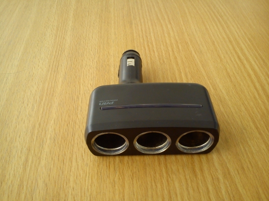 ช่องต่อพ่วงไฟที่จุดบุหรี่ แบบ3ช่อง PAN PROCASTER