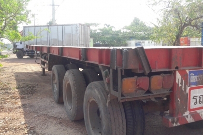 ขายหางพื้นเรียบ อู่พนัส ยาว 12 เมตร 3 เพลา ปี 35 ยางดี สภาพพร้อมใช่งาน