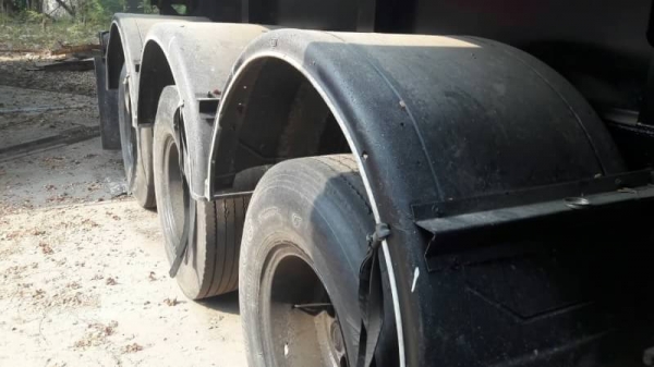 ขายหางเซมิดัมพ์อู่ ป.รุ่งเรือง 3 เพลา ยาว 9.20 เมตร ปี 51 มี 3 หาง ทะเบียนพร้อม ขายหางเซมิดัมพ์อู่ ป.รุ่งเรือง 3 เพลา ยาว 9.20 เมตร ปี 51 มี 3 หาง ทะเบียนพร้อม