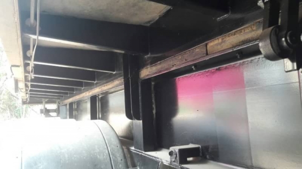 ขายหางเซมิดัมพ์อู่ ป.รุ่งเรือง 3 เพลา ยาว 9.20 เมตร ปี 51 มี 3 หาง ทะเบียนพร้อม ขายหางเซมิดัมพ์อู่ ป.รุ่งเรือง 3 เพลา ยาว 9.20 เมตร ปี 51 มี 3 หาง ทะเบียนพร้อม