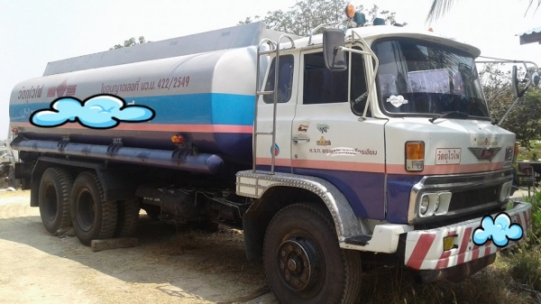 ขาย10ล้อรถน้ำมันเพลาเดียว 925 เครื่องดี คัชซีสวย พวงมาลัยเพาเวอร์ เบรคชิฟฟี่ แอร์เย็นช่ำ สภาพดีพร้อมใช้งาน