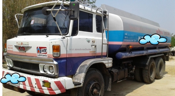 ขาย10ล้อรถน้ำมันเพลาเดียว 925 เครื่องดี คัชซีสวย พวงมาลัยเพาเวอร์ เบรคชิฟฟี่ แอร์เย็นช่ำ สภาพดีพร้อมใช้งาน