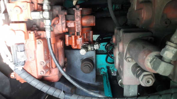 ขาย KOBELCO SK135SR มาใหม่ สภาพสวย ระบบดี มีลายหัวกระแทก สนใจมาลองระบบได้ที่หน้าร้าน โทร 089-3818694 ดวงนภา ขาย KOBELCO SK135SR มาใหม่ สภาพสวย ระบบดี มีลายหัวกระแทก สนใจมาลองระบบได้ที่หน้าร้าน โทร 089-3818694 ดวงนภา