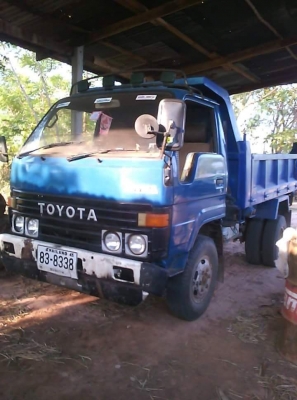 ขายรถ6ล้อ ดั้มไดน่า เครื่อง13B 110แรง สภาพพร้อมใช้งาน เอกสารพร้อมโอน สนใจโทร 090-8588220คุณนะ 093-3258446คุณบิว หรือเข้าดูสินค้าอื่นๆได้ที่ www.truck.in.th/498 หรือเพจFacebook ณรงค์ ซื้อขายรถมือสอง (เว็บไซต์ส่วนตัว) หรือFacebook คุณนะ รถบรรทุก