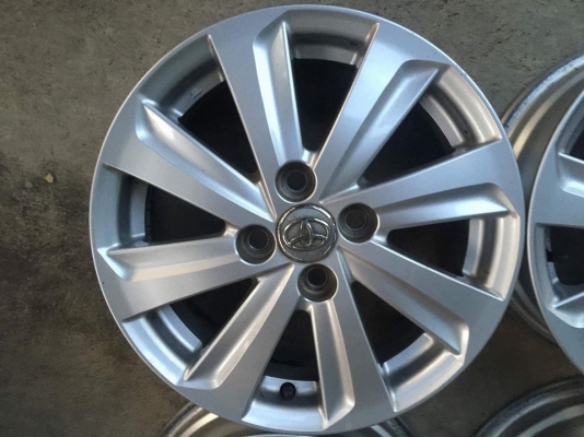 ขายล้อแม็ก new vios 4 วง ราคา 4,500 บาท
