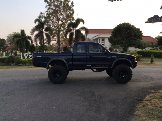 ขายกระบะฟอร์ด 4x4 สภาพดี สภาพสวยๆยกสูง วิ่งดีมากครับ ติดต่อเบอร์ใหม่นะครับ 086-398-6837