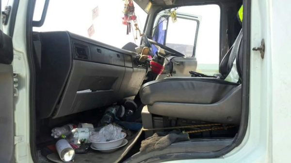 ขายรถ6ล้อ ยาว7.20เมตร เครื่อง195แรง กระบะพื้นเรียบ รถสวยสภาพดี เอกสารพร้อมโอน สนใจโทร 090-8588220คุณนะ 093-3258446คุณบิว หรือเข้าดูสินค้าอื่นๆได้ที่ www.truck.in.th/498 หรือเพจFacebook ณรงค์ ซื้อขายรถมือสอง (เว็บไซต์ส่วนตัว) หรือFacebook คุณนะ รถบรรทุก