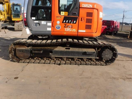 ขายรถขุด HITACHI ZX135US มือสองนำเข้าจากญี่ปุ่นแท้ สภาพสวยพร้อมใช้งาน ขายรถขุด HITACHI ZX135US มือสองนำเข้าจากญี่ปุ่นแท้ สภาพสวยพร้อมใช้งาน