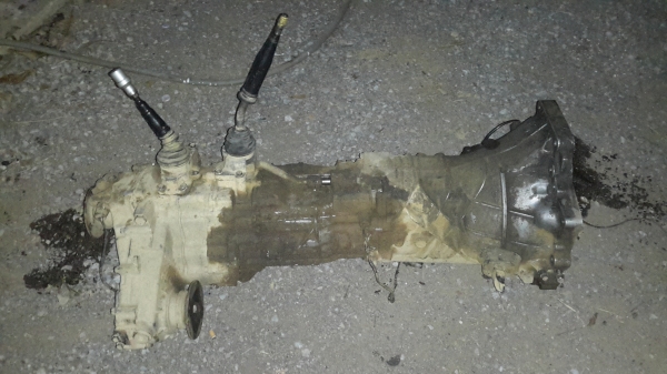 เครื่องพร้อมเกียร์ ของ Kia sportage สภาพใช้งานได้ปรกติ เครื่องพร้อมเกียร์ ของ Kia sportage สภาพใช้งานได้ปรกติ