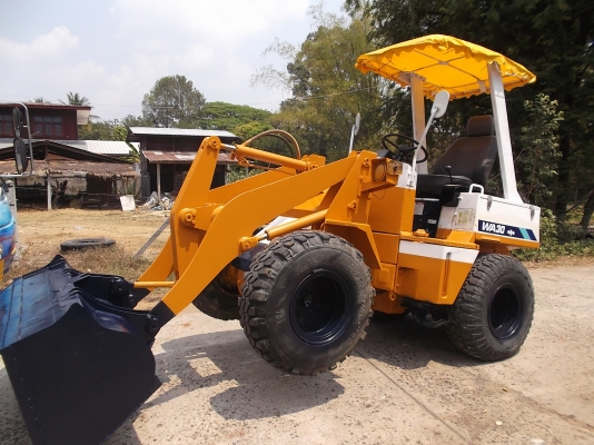 ขาย รถตัก KOMATSU WA 30 - 2 สภาพพร้อมใช้ เครื่องดี ปั้มดี เอวแน่น