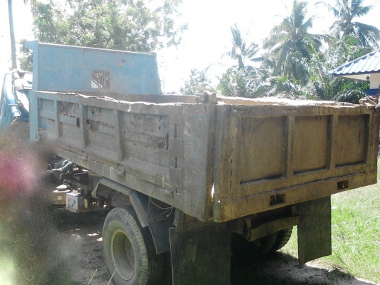 รถโตโยต้า 6 ล้อดั้ม 115 แรงม้า. ปี 37    สนใจติดต่อ  081 - 6079515