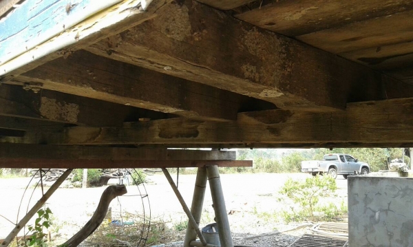 ขาย กระบะไม้ 10 ล้อ ยกลงจาก ROCKY 175