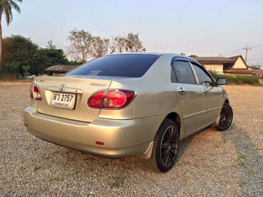 ขาย COROLLA ALTIS เครื่อง 1.6 ตัว J  เครื่องดีมาก ขับนื่ม กระจกปรับไฟฟ้า พวงมาลัยเพาเวอร์ แอร์เย็นมาก ภายในสะอาด ช่วงล่างดีเยี่ยม มีจอเล่น DVD