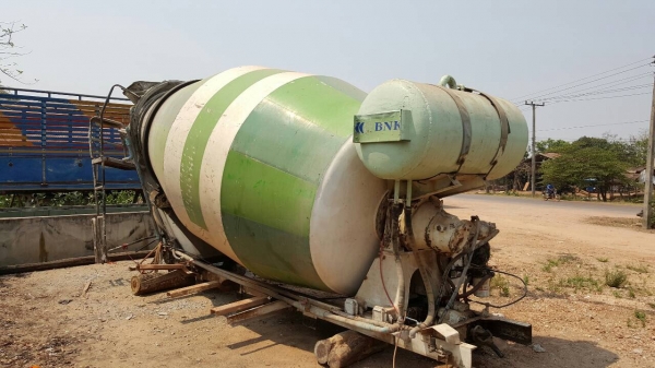 ขาย โม่ปูน 6 คิว สภาพสวยไม่ผุไม่รั่ว ใส้ในสวย ยกขึ้นใส่รถใช้งานได้เลย