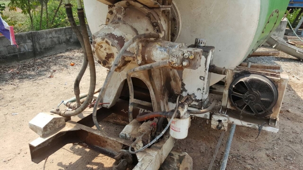 ขาย โม่ปูน 6 คิว สภาพสวยไม่ผุไม่รั่ว ใส้ในสวย ยกขึ้นใส่รถใช้งานได้เลย