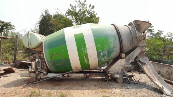 ขาย โม่ปูน 6 คิว สภาพสวยไม่ผุไม่รั่ว ใส้ในสวย ยกขึ้นใส่รถใช้งานได้เลย