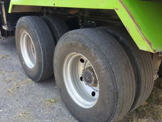 รถฮีโน่ 10 ล้อดั้ม FM1A 344 แรงม้า. ปี 57. ( รถวิ่ง 1xx,xxx กม. ) , ( ขาย แม่ , ลูก )      สนใจติดต่อ  081 - 6079515