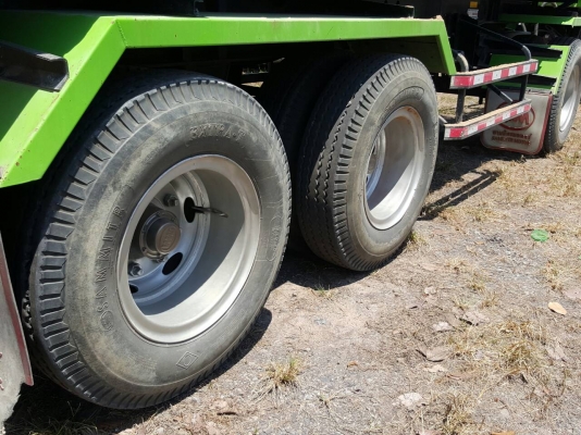 รถฮีโน่ 10 ล้อดั้ม FM1A 344 แรงม้า. ปี 57. ( รถวิ่ง 1xx,xxx กม. ) , ( ขาย แม่ , ลูก )      สนใจติดต่อ  081 - 6079515