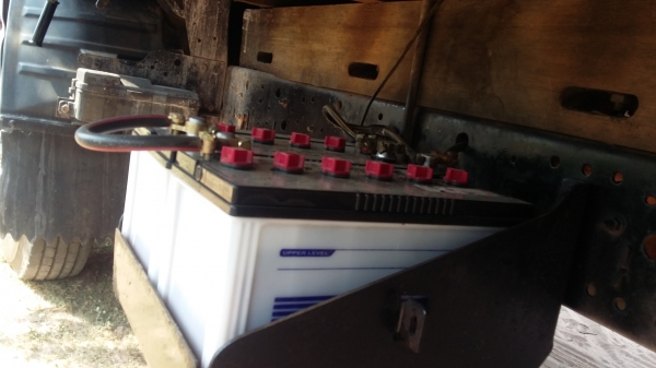 ขายหกล้อ110เเรงม้าปี38 รถห้างเเท้สภาพสวยๆพร้อมใช้งานครับ