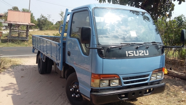 ขายหกล้อ110เเรงม้าปี38 รถห้างเเท้สภาพสวยๆพร้อมใช้งานครับ