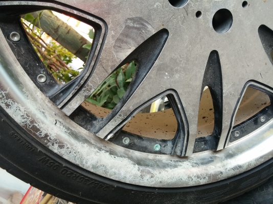 ขายล้อแม๊ก ขอบ 20" พร้อมยาง ขายล้อแม๊ก ขอบ 20" พร้อมยาง