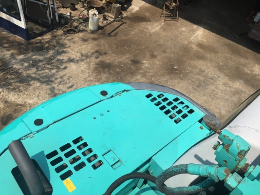 ขายด่วน รถขุด KOBELCO SK135SR  นำเข้าจากญี่ปุ่นยังไม่ผ่านการใช้งานในไทย สภาพสวย พร้อมใช้งาน สนใจโทร 089-7462641 สุวรรณี