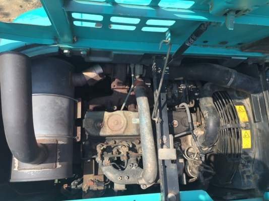 ขายด่วน รถขุด KOBELCO SK135SR  นำเข้าจากญี่ปุ่นยังไม่ผ่านการใช้งานในไทย สภาพสวย พร้อมใช้งาน สนใจโทร 089-7462641 สุวรรณี