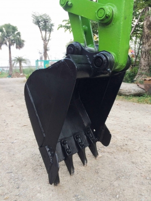 ขายรถแบคโฮ ติดต่อ 086-775-7900, 086-324-1992 ขายรถแบคโฮ ติดต่อ 086-775-7900, 086-324-1992