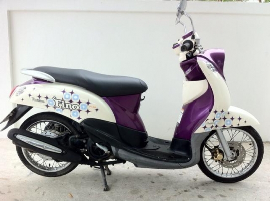 Yamaha Fino ม่วงขาว ไมล์แยก ชุดสีสวย เครื่องเดิม มือเดียว พร้อมใช้