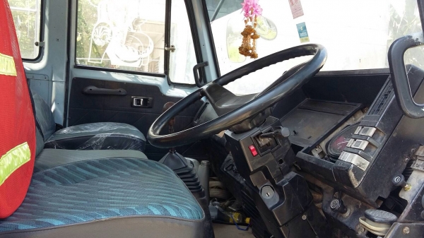 ต้องการขายรถ10ล้อติดเครน5ตัน