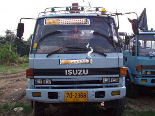 ต้องการขายรถ10ล้อติดเครน5ตัน