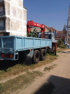 ต้องการขายรถ10ล้อติดเครน5ตัน