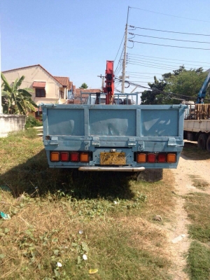 ต้องการขายรถ10ล้อติดเครน5ตัน