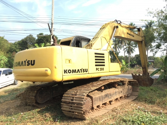 ขาย KOMATSU PC200-6 เอกสารเล่มทะเบียน ไฟฟ้าครบ ขาย KOMATSU PC200-6 เอกสารเล่มทะเบียน ไฟฟ้าครบ