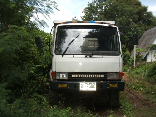 ขายรถดั้มมิตชู 527 รหัสคัตซี TF เครื่องยนต์สแตนดาร์ด สภาพดี ช่วงล่างดี สภาพพร้อมใช้งาน
