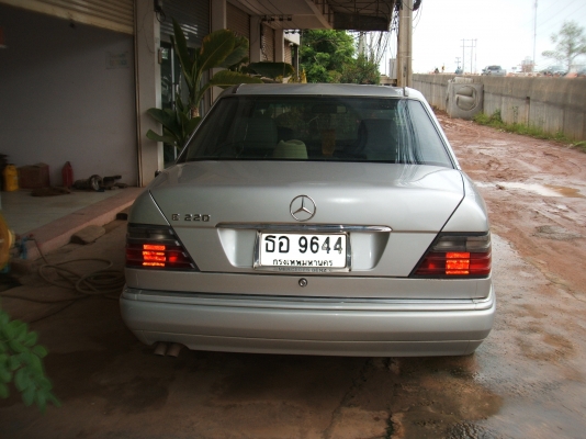 ขายรถเบ็นซ์ E220 W124 ตัวประกอบนอก สภาพเดิม ไม่เคยติดแก็ส เครื่องยนต์ดี ช่วงล่างแน่น