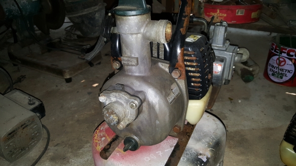 ปั้มน้ำ 1 x 1 นี้วพร้อมใช้งาน