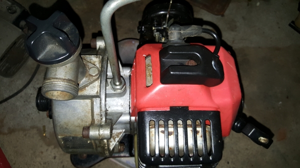 ปั้มน้ำ 1 x 1 นี้วพร้อมใช้งาน ปั้มน้ำ 1 x 1 นี้วพร้อมใช้งาน